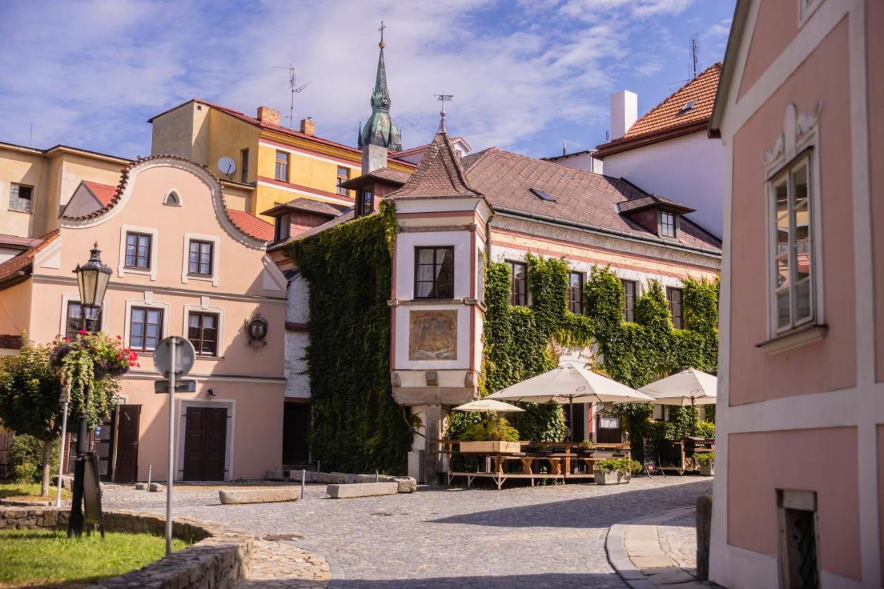 Hotel Bila Pani Jindrichuv Hradec Bagian luar foto